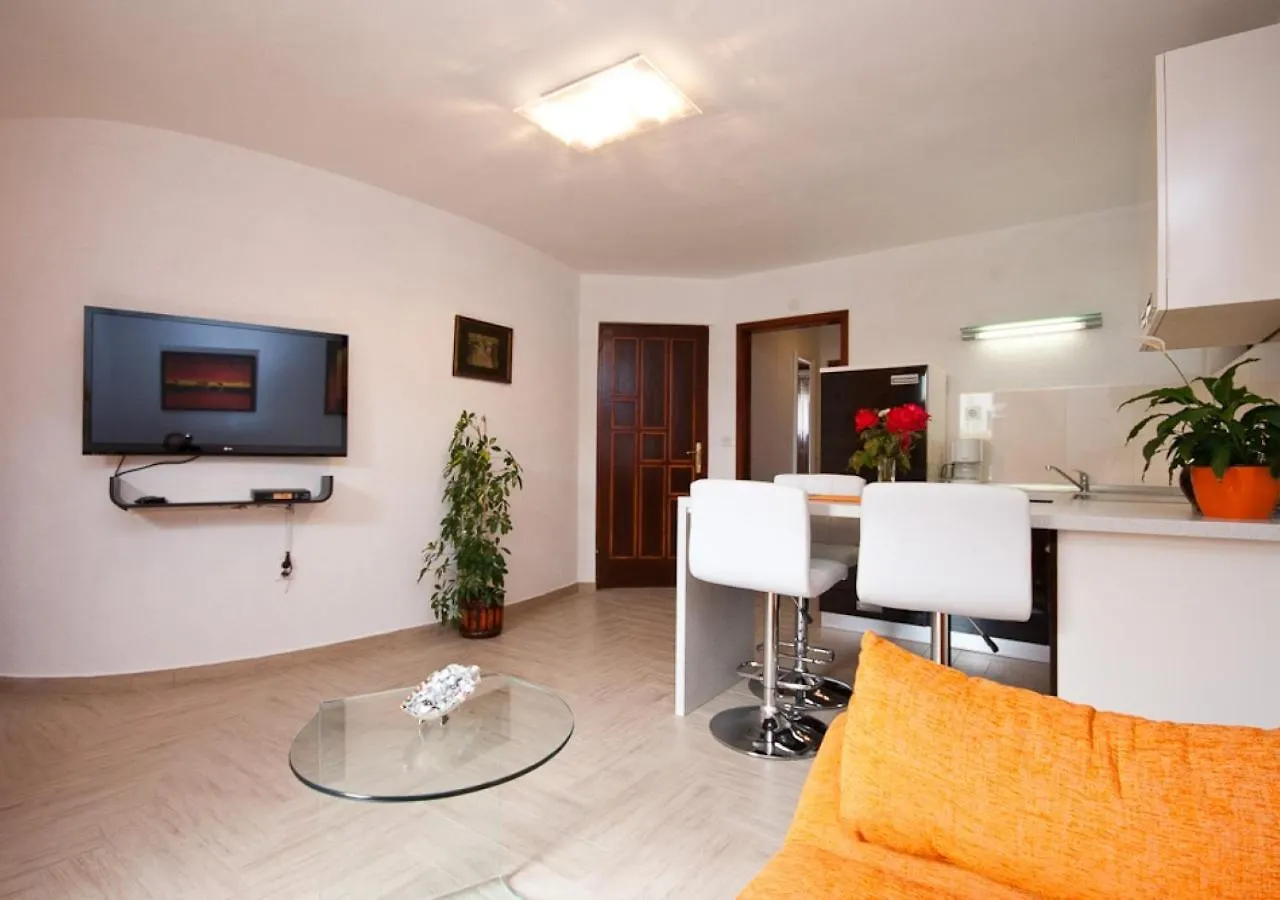 Apartments Bozo Baška